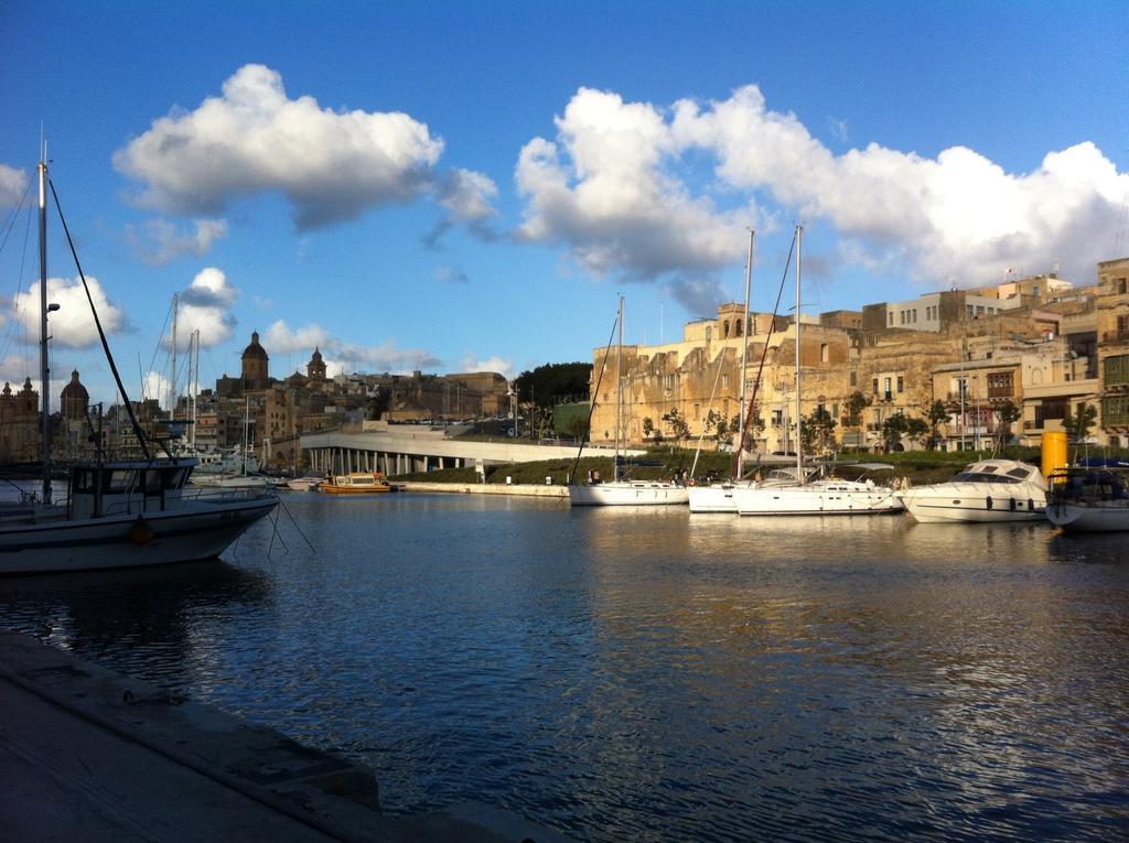 Genista Apartment Kalkara Zimmer foto